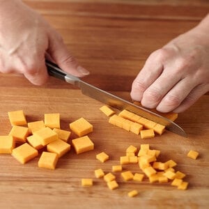 Using a Paring Knife for Slicing and Mincing.