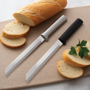 Bread knife