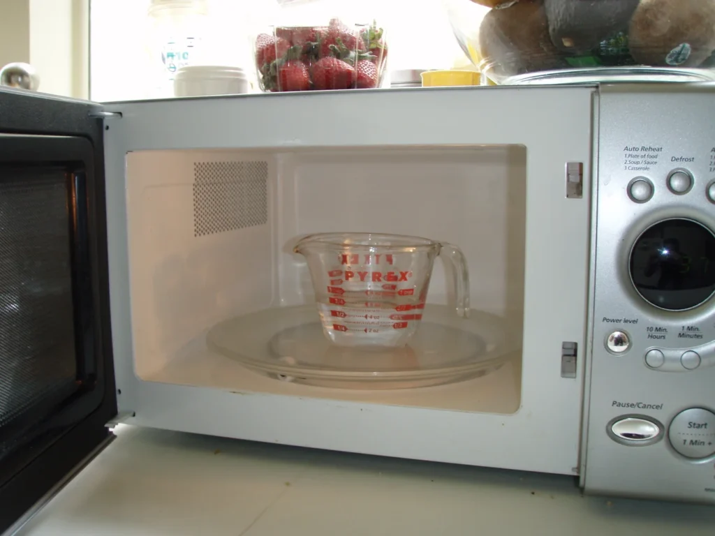 Can you microwave water?