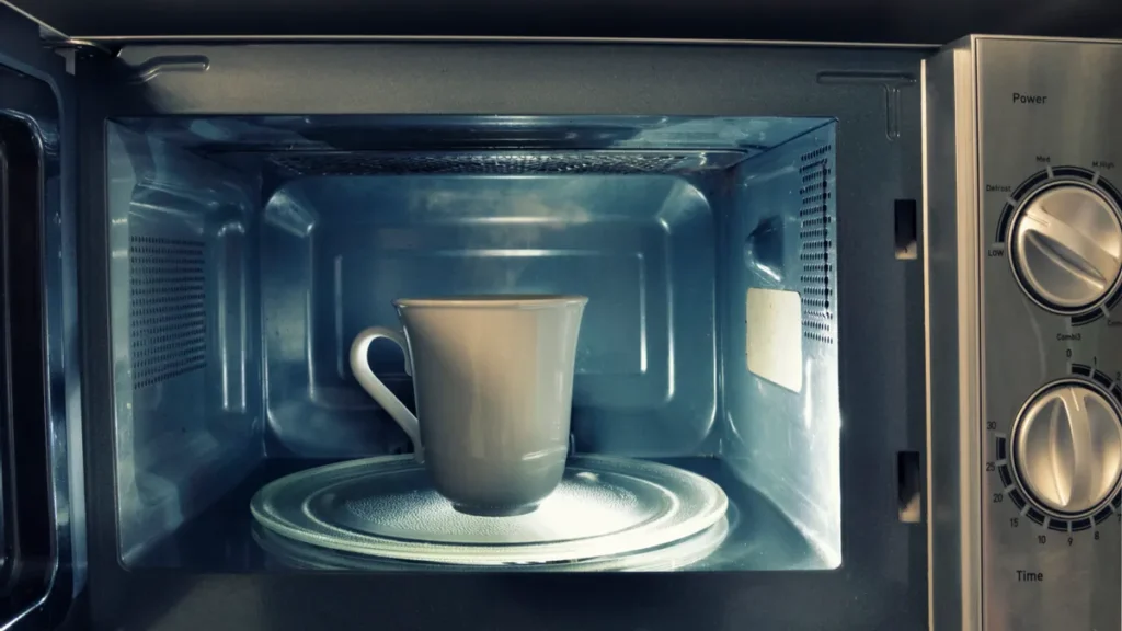 Can you microwave water?